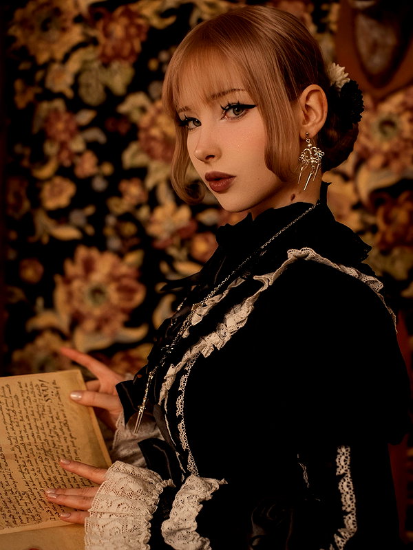 alina_thedoll instagram image archive image
