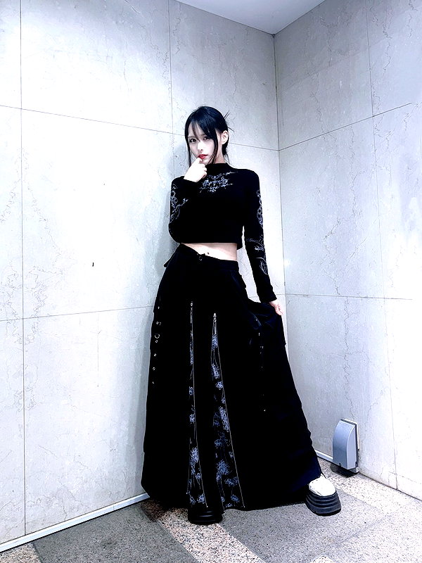 yamikumo_leisa instagram image archive image