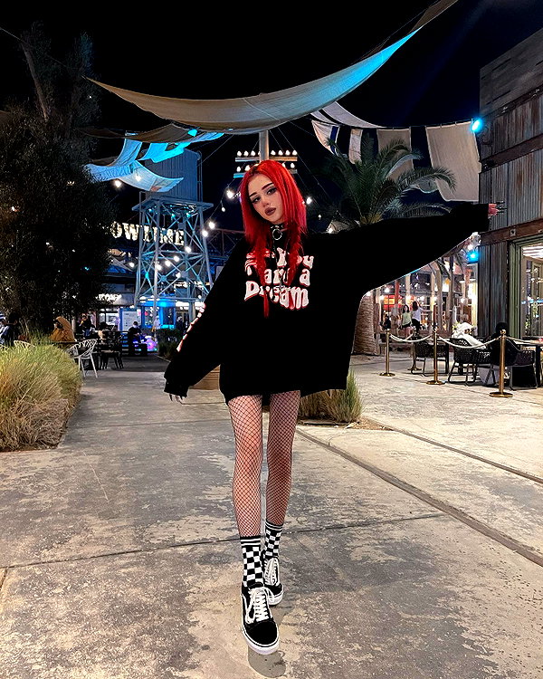 vik4au instagram image archive image