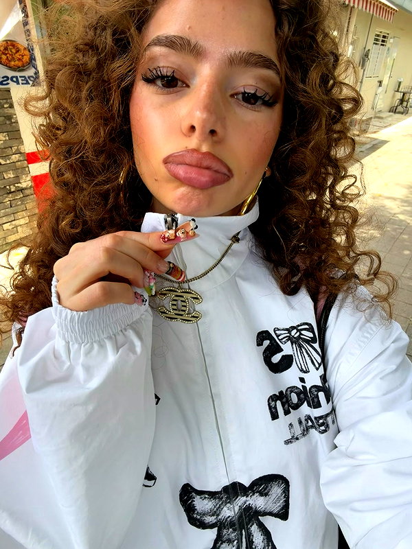 demitrakalogeras instagram image archive image