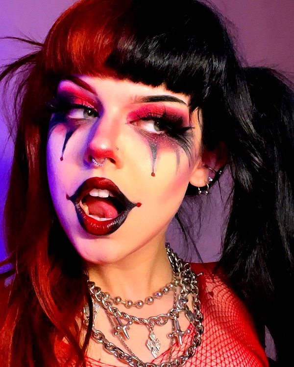 yeahimcaroline instagram image archive image