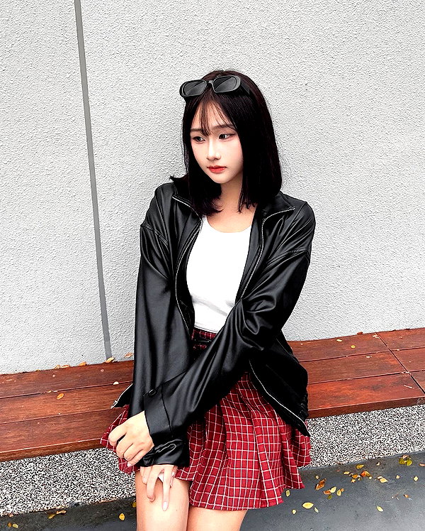lai_931201 instagram image archive image