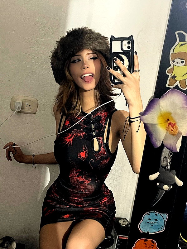 shevaal_x instagram image archive image