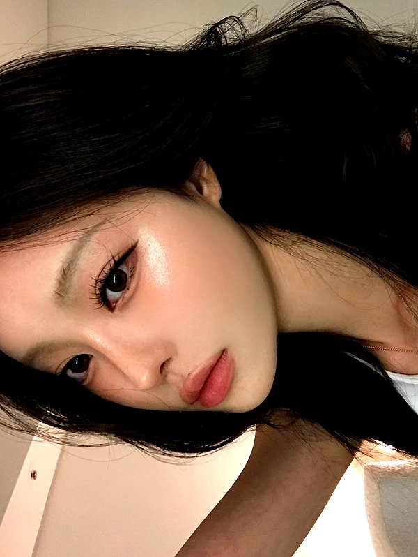 daxbin instagram image archive image