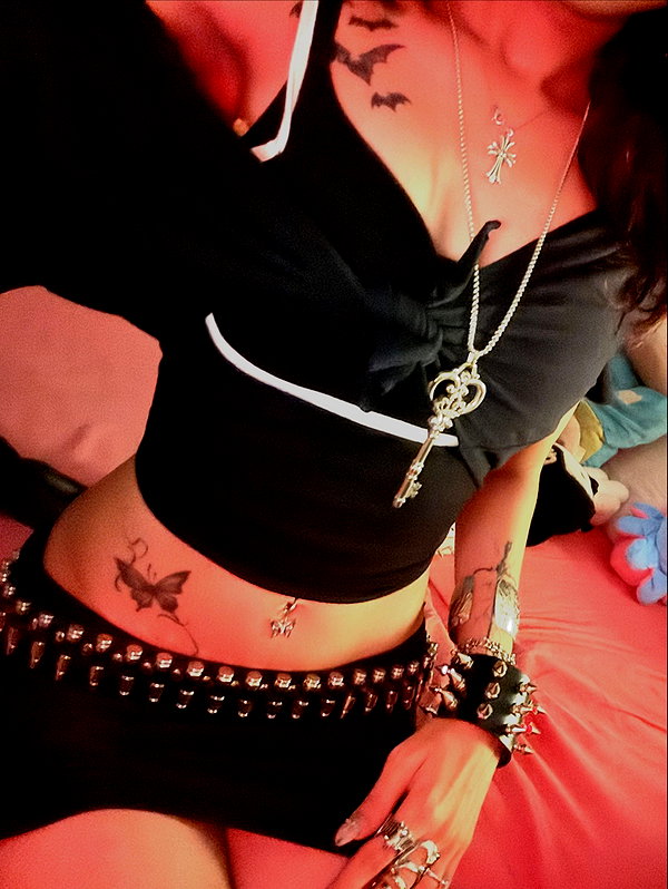 nyxaainaaa_ instagram image archive image