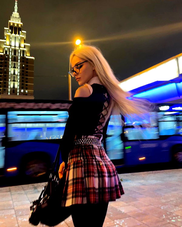 vik4au instagram image archive image