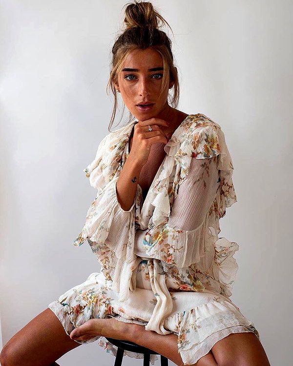annezivi instagram image archive image