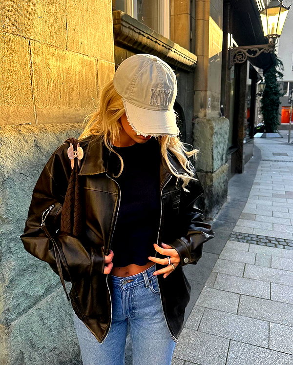 sophiecharlotth instagram image archive image