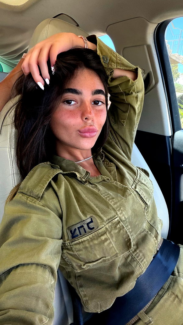 lian_sabag8 instagram image archive image