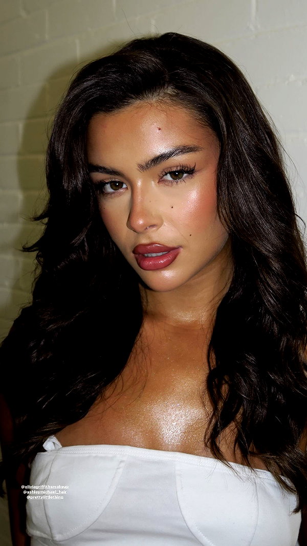 oliviaphillipps instagram image archive image