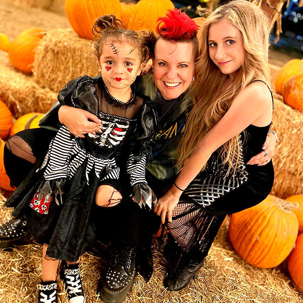 ellianawalmsley instagram image archive image