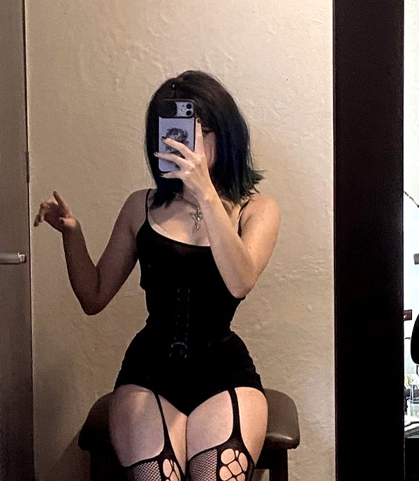 gothosm instagram image archive image