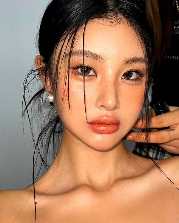 ll.lu1s instagram image archive image