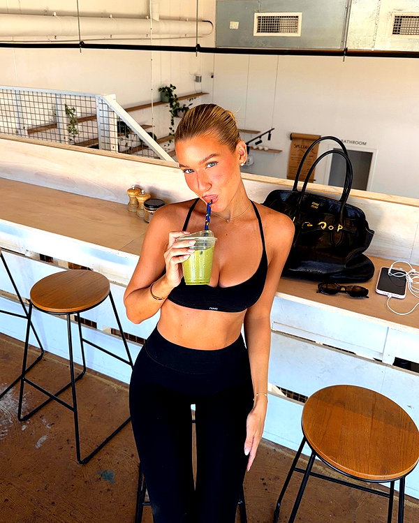 sophiebatzloff instagram image archive image