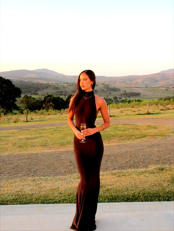 olivia.mathers instagram image archive image