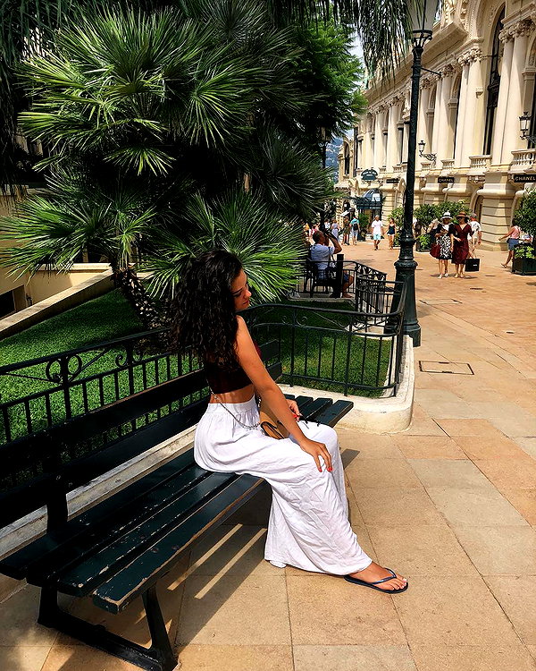 vanessa.rhd instagram image archive image