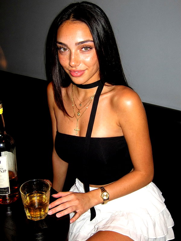 nadiabennt instagram image archive image