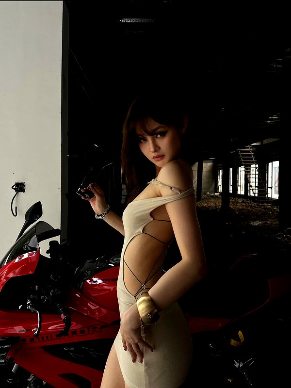 fair_mua instagram image archive image
