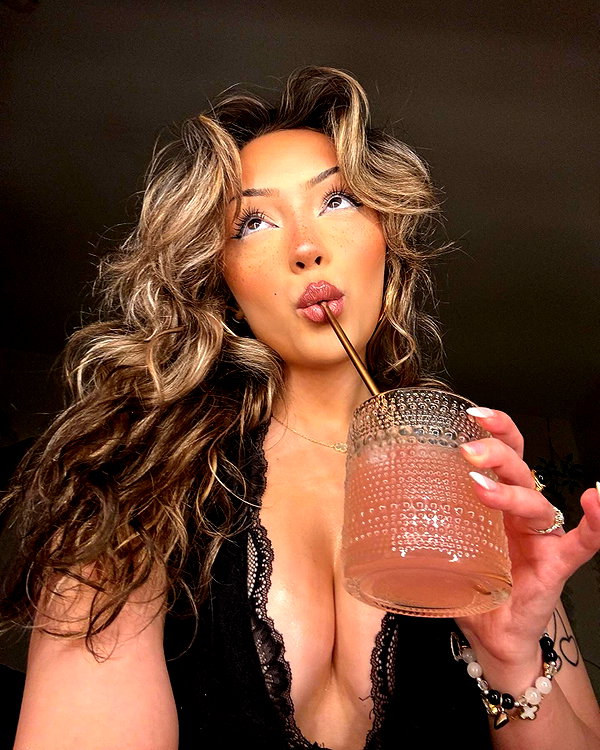 v.qx instagram image archive image