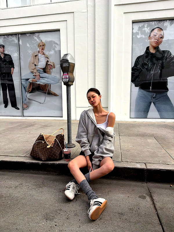 daxbin instagram image archive image