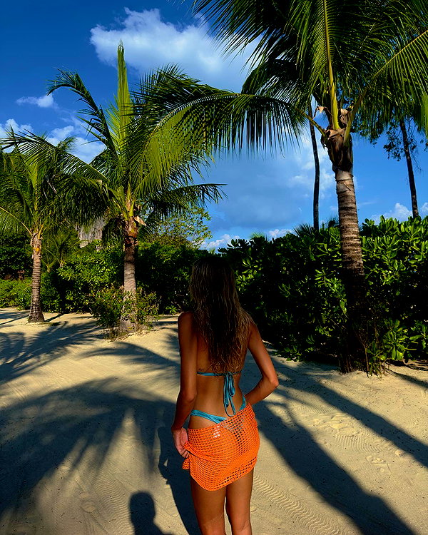 maya.keyy instagram image archive image