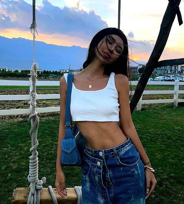 ll.lu1s instagram image archive image