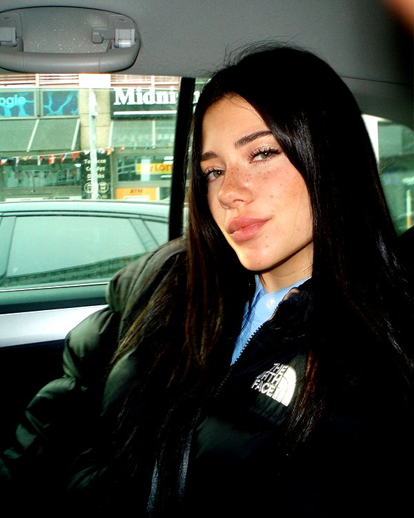 vanessa.rhd instagram image archive image