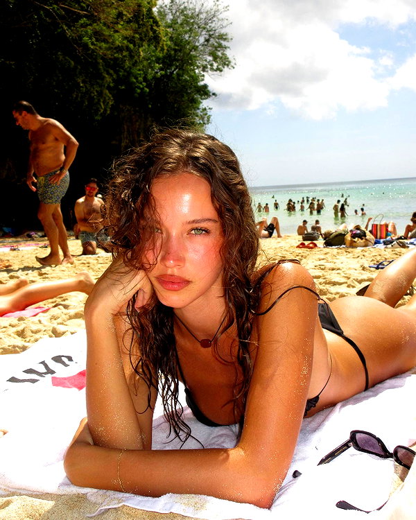 isabellemathersx instagram image archive image