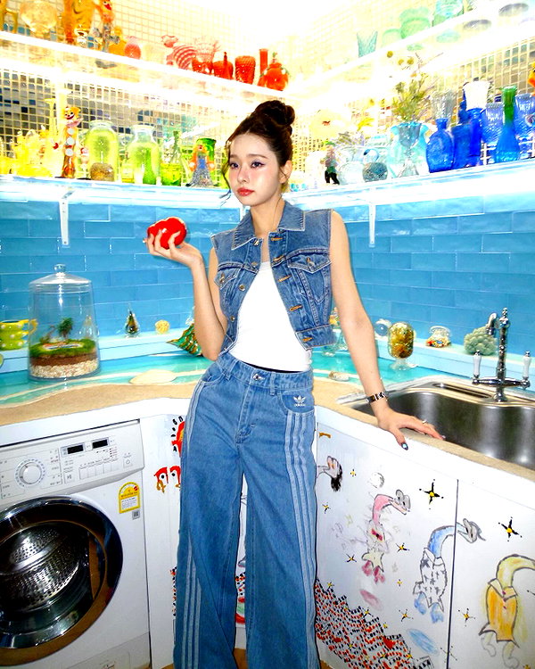 dear.zia instagram image archive image