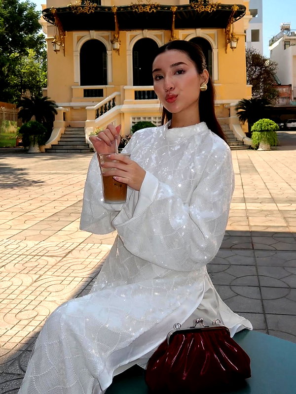 lyhythuedoxinh instagram image archive image