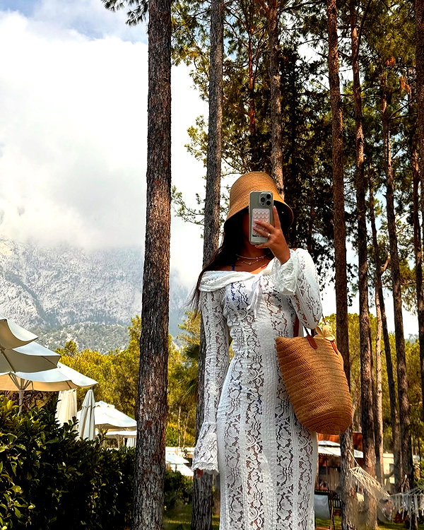 alishevs instagram image archive image