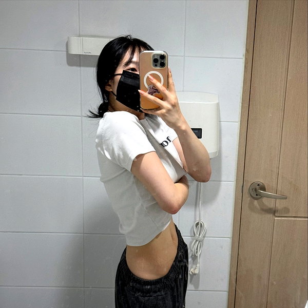 its.yeonimom instagram image archive image