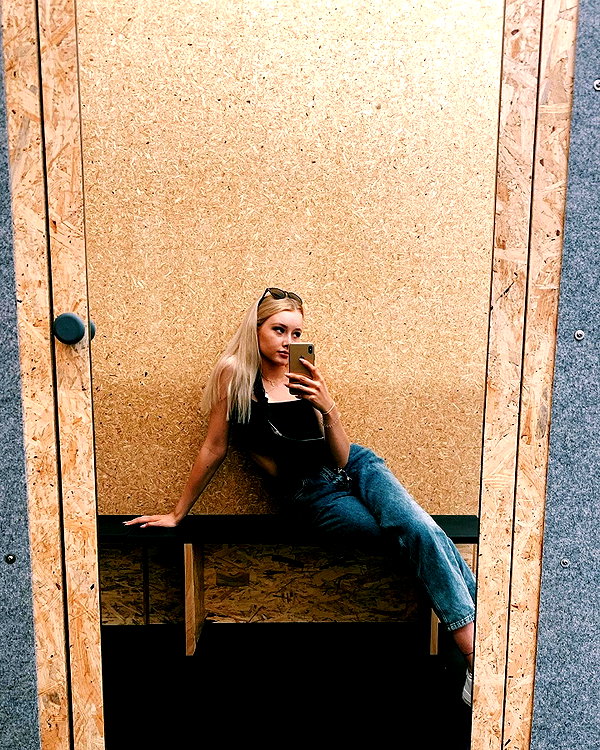 lilih instagram image archive image