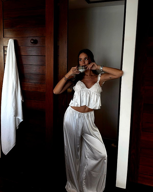 zoeliss instagram image archive image