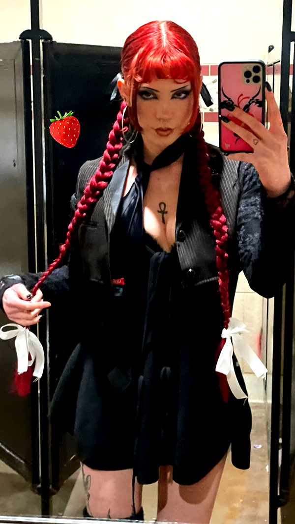 haileylayfield instagram image archive image