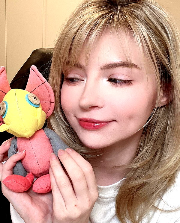 peachmilky_ instagram image archive image