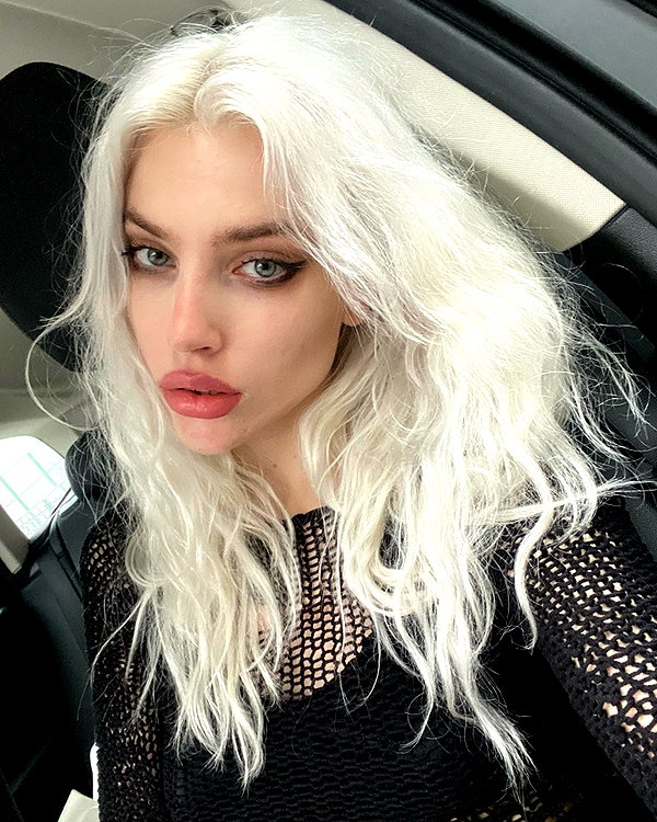 anya4everr instagram image archive image
