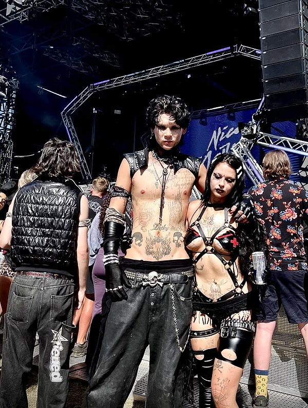 starzd3ad instagram image archive image