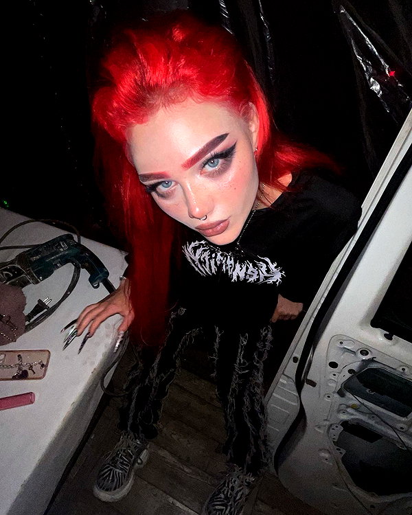 vik4au instagram image archive image