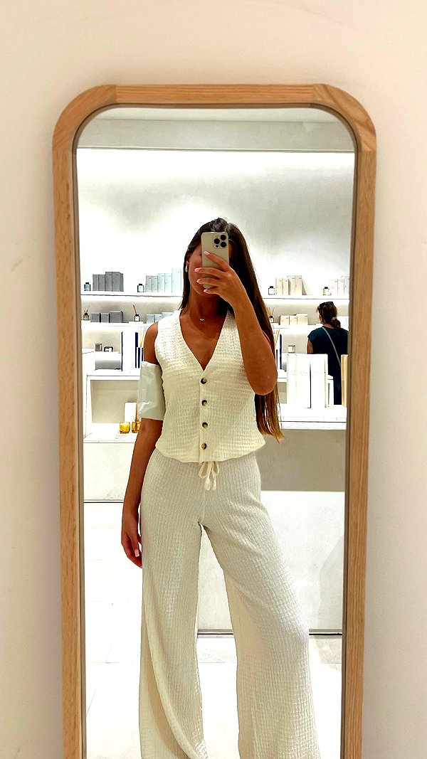 daniella_zeldis instagram image archive image