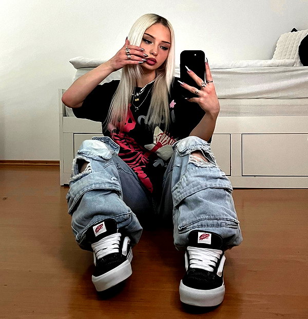 kiara.jlks instagram image archive image