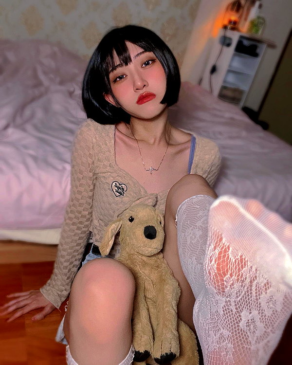 ge.more_x instagram image archive image