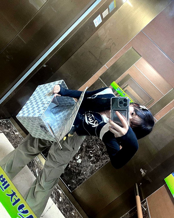 olzlonz instagram image archive image