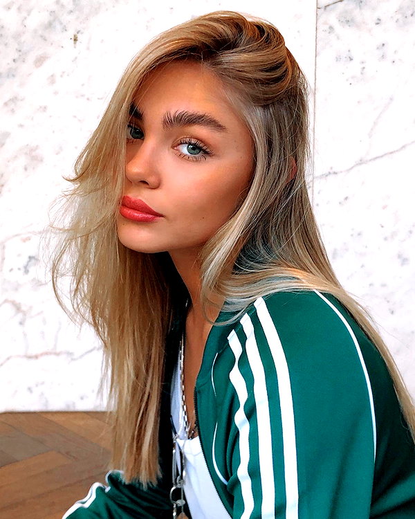maya.keyy instagram image archive image