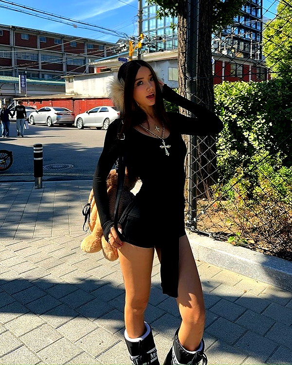fair_mua instagram image archive image