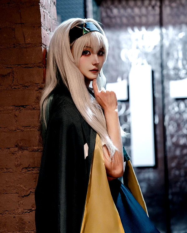 miee_cos instagram image archive image