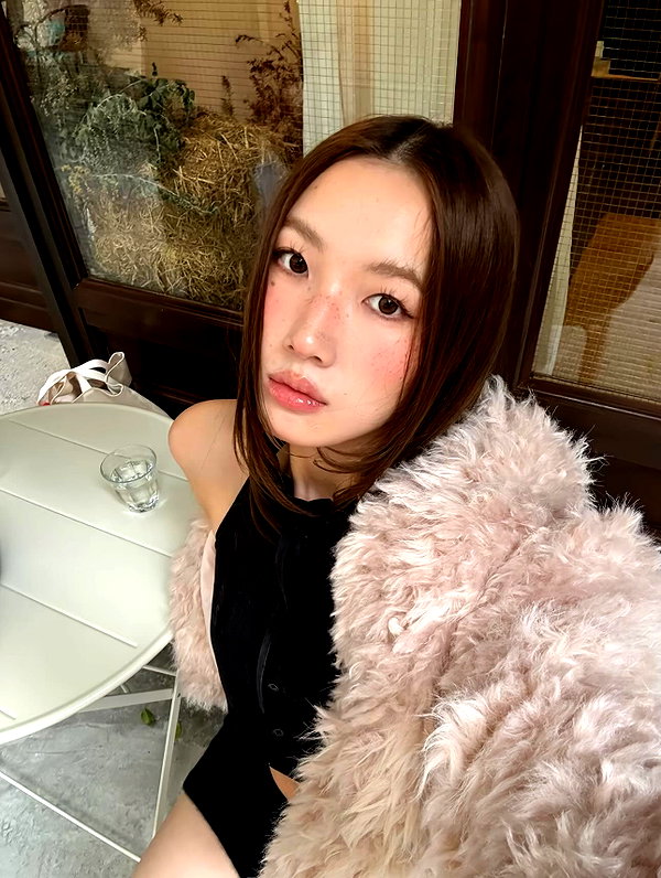 fair_mua instagram image archive image