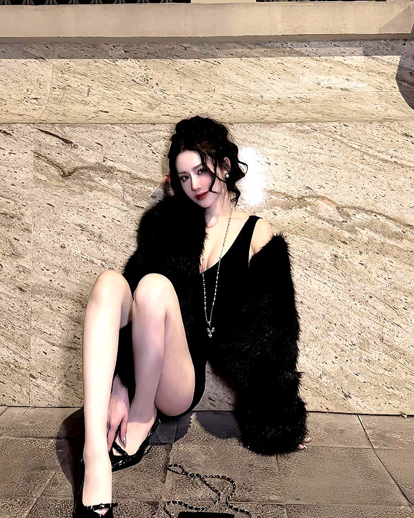 lyhythuedoxinh instagram image archive image