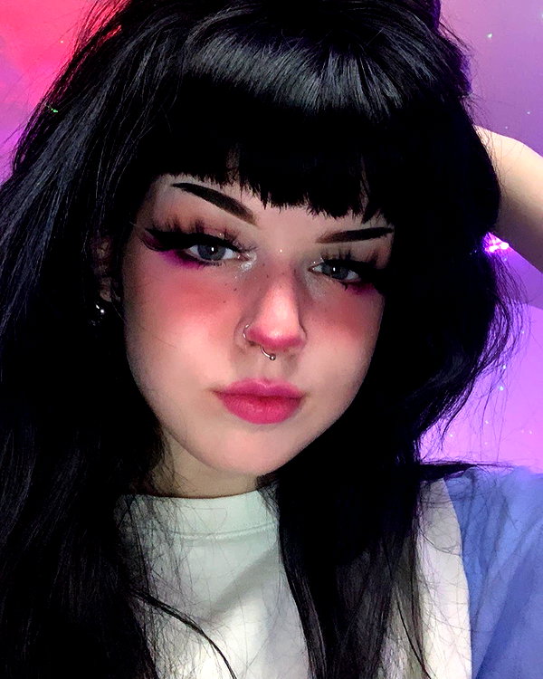 yeahimcaroline instagram image archive image