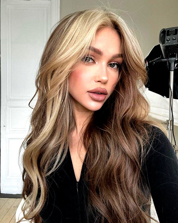 baddiesessence instagram image archive image